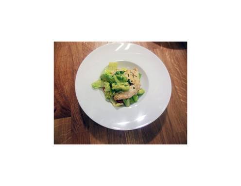 Blutorangen-Avocado-Salat mit gebratenen Hühnerstreifen und Aaron's "Speed Dressing"