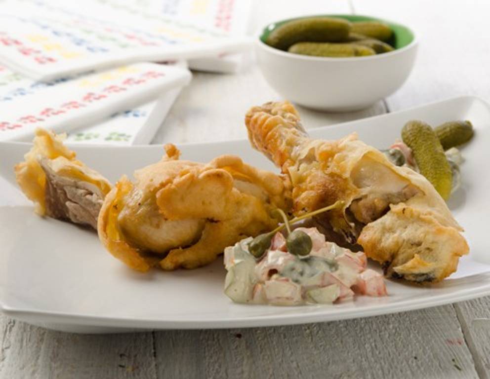 Hühnerkeulen im Bierteig Hühnerkeulen im Bierteig