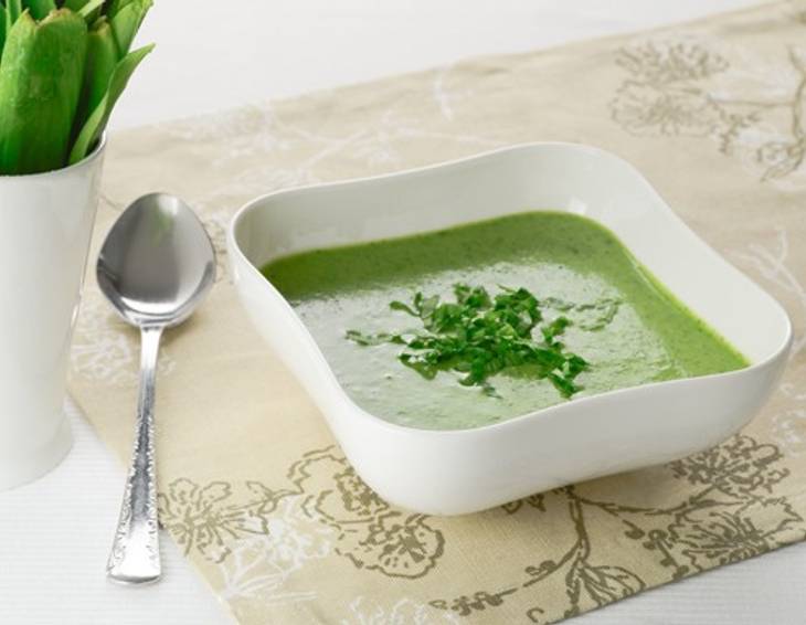 Bärlauchcremesuppe mit Erdäpfeln Bärlauchcremesuppe mit Erdäpfeln