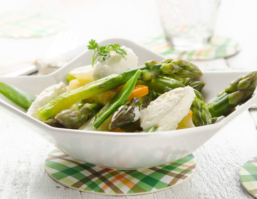 Marinierter Spargel mit Brimsennockerln Marinierter Spargel mit Brimsennockerln