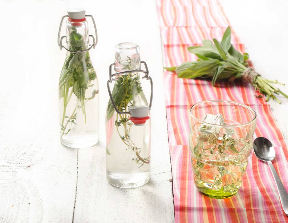 Thymian-Salbei-Sirup Thymian-Salbei-Sirup