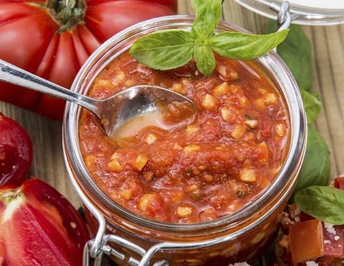 Paradeiser-Petersilien-Pesto