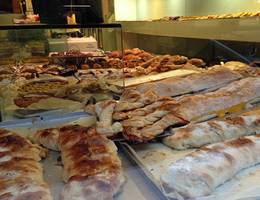 <p>Ciabatta, soweit das Auge reicht.</p> <p>Ciabatta, soweit das Auge reicht.</p>