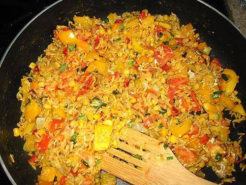 Gemüsereis nach Balkanart Rezept - ichkoche.de Gemüsereis nach Balkanart Rezept - ichkoche.de