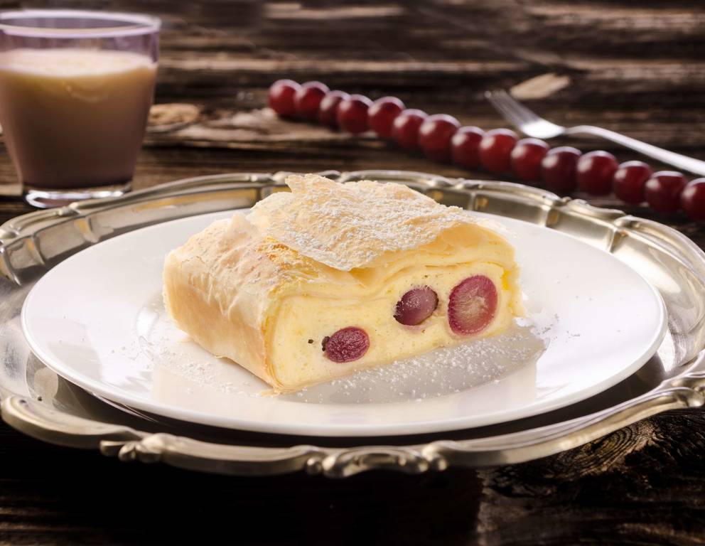 Weintrauben-Topfenstrudel Weintrauben-Topfenstrudel