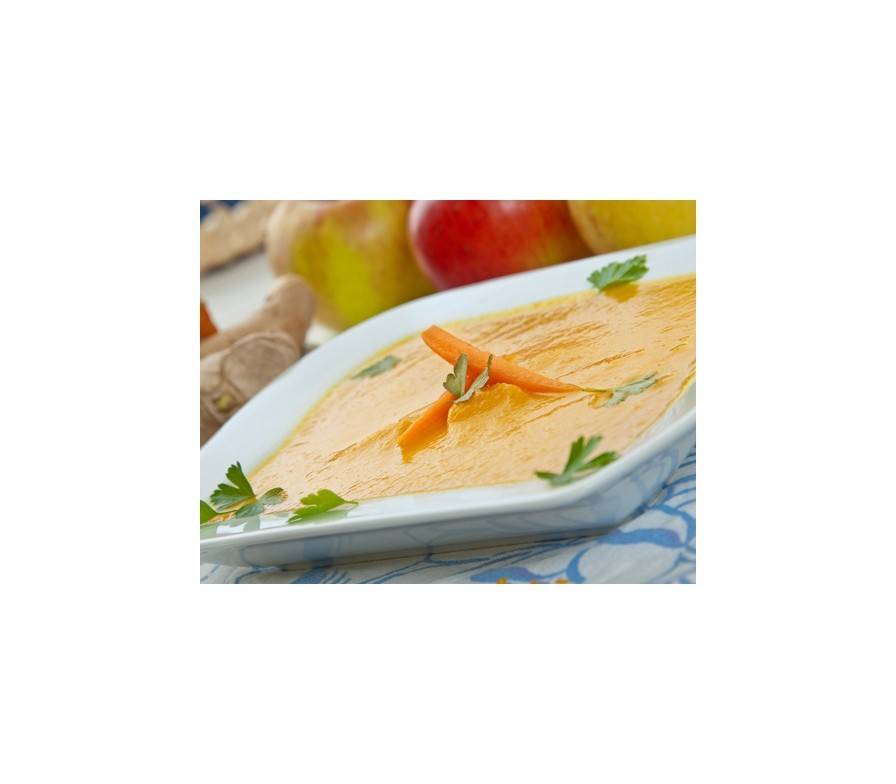 Karottensuppe mit Apfel und Ingwer