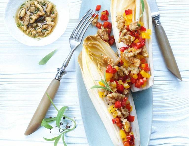 Chicoreé mit Walnuss-Vinaigrette