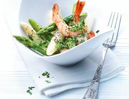 Riesengarnelen auf Spargelsalat aus dem Dampfgarer Riesengarnelen auf Spargelsalat aus dem Dampfgarer