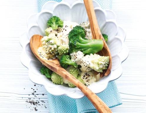 Brokkoli-Romanesco Salat