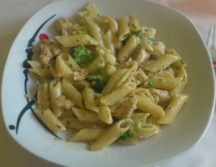 Penne Pollo mit Brokkoli