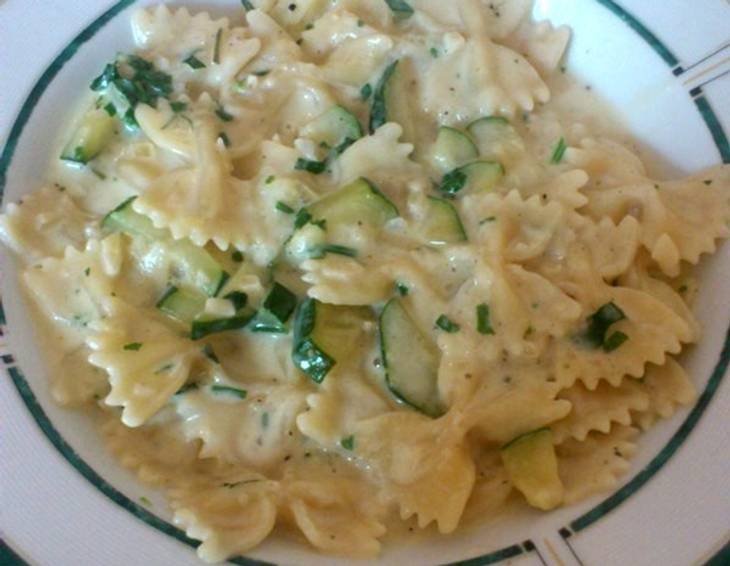 Farfalle in Zucchinicremesauce