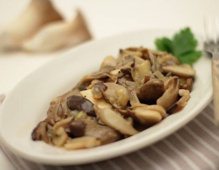 Vegane Seitanschnitzerl mit Pilzen Vegane Seitanschnitzerl mit Pilzen