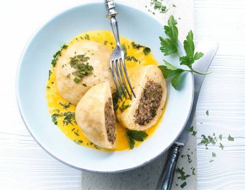 Pilz-Germknödel mit Kürbissauce aus dem Dampfgarer