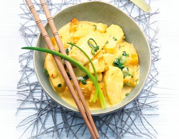 Pfirsich-Fisch-Curry aus dem Dampfgarer Pfirsich-Fisch-Curry aus dem Dampfgarer