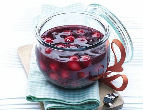 Kirschkompott mit Amaretto