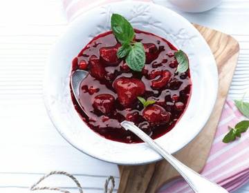 Rote Grütze aus dem Dampfgarer Rote Grütze aus dem Dampfgarer