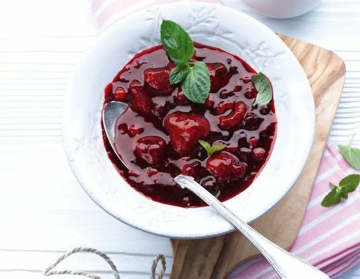 Rote Grütze aus dem Dampfgarer Rote Grütze aus dem Dampfgarer