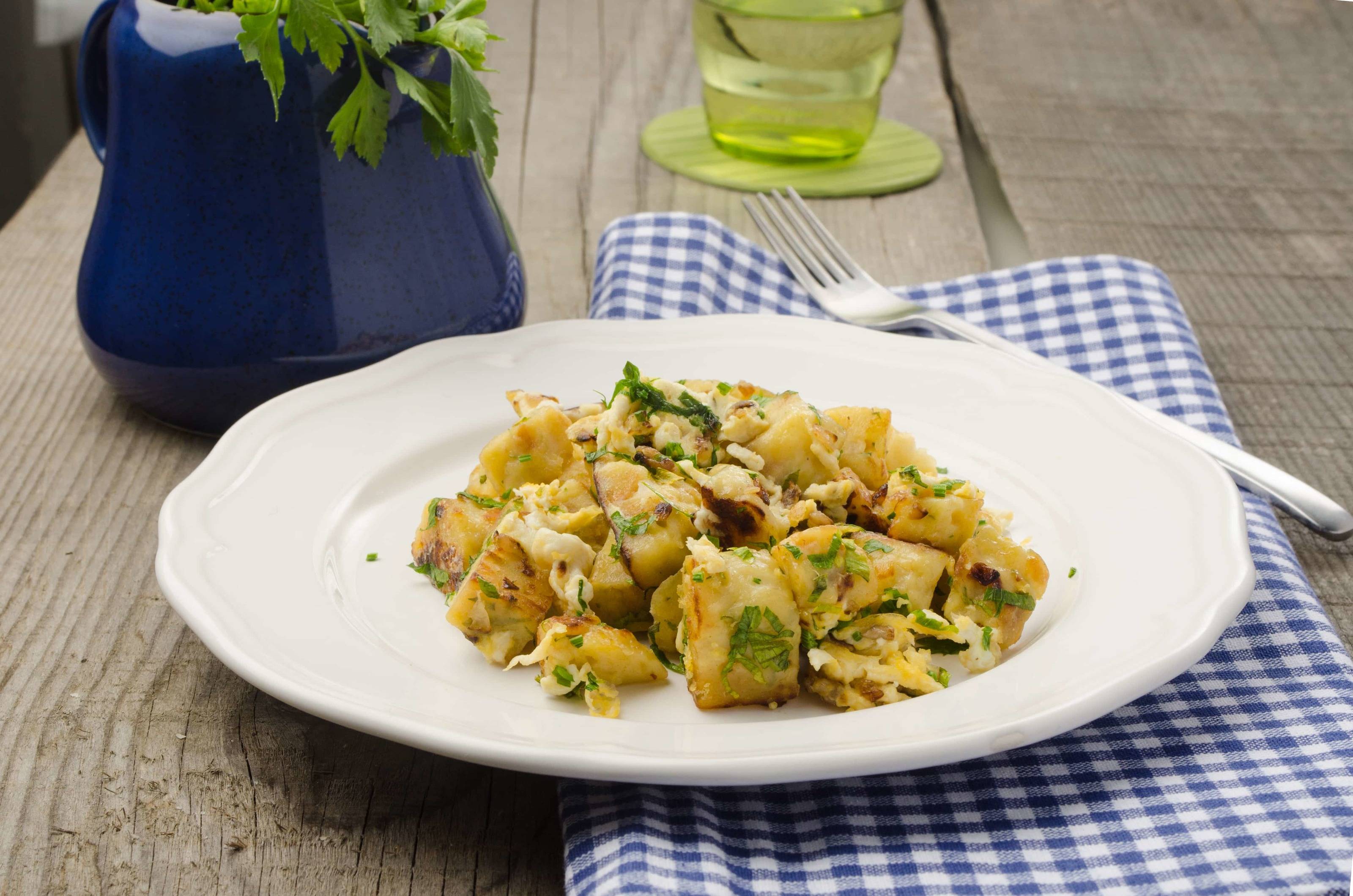 Geröstete Knödel mit Ei Rezept - ichkoche.at