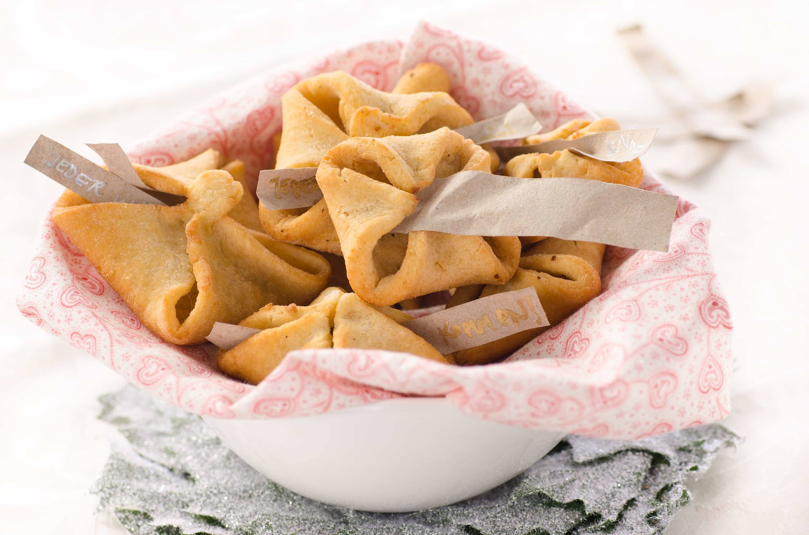 Glückskekse Rezept - ichkoche.de Glückskekse Rezept - ichkoche.de