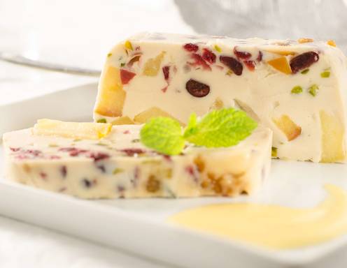 Bratapfel-Terrine mit Vanillejoghurt Bratapfel-Terrine mit Vanillejoghurt