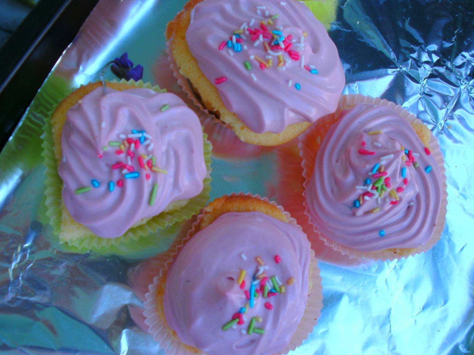 Cupcakes mit Himbeertopping Rezept