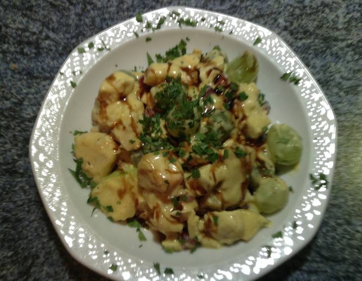 Hühner-Curry-Salat Hühner-Curry-Salat