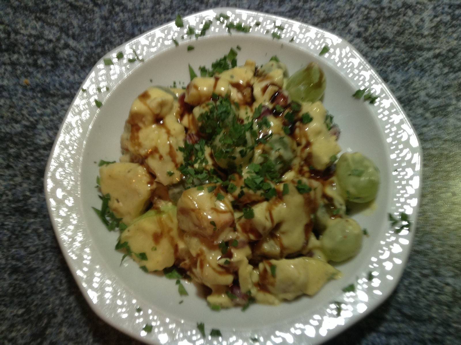 Hühner-Curry-Salat Rezept - ichkoche.de Hühner-Curry-Salat Rezept - ichkoche.de