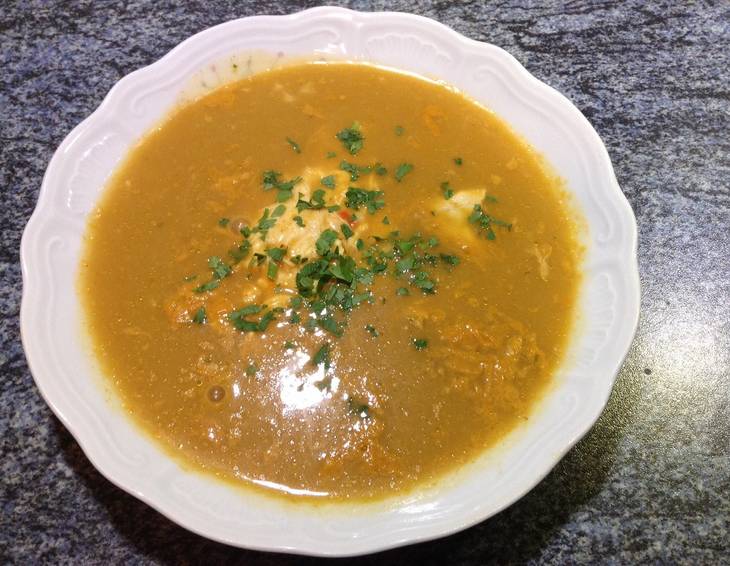 Feuersuppe mit Ei