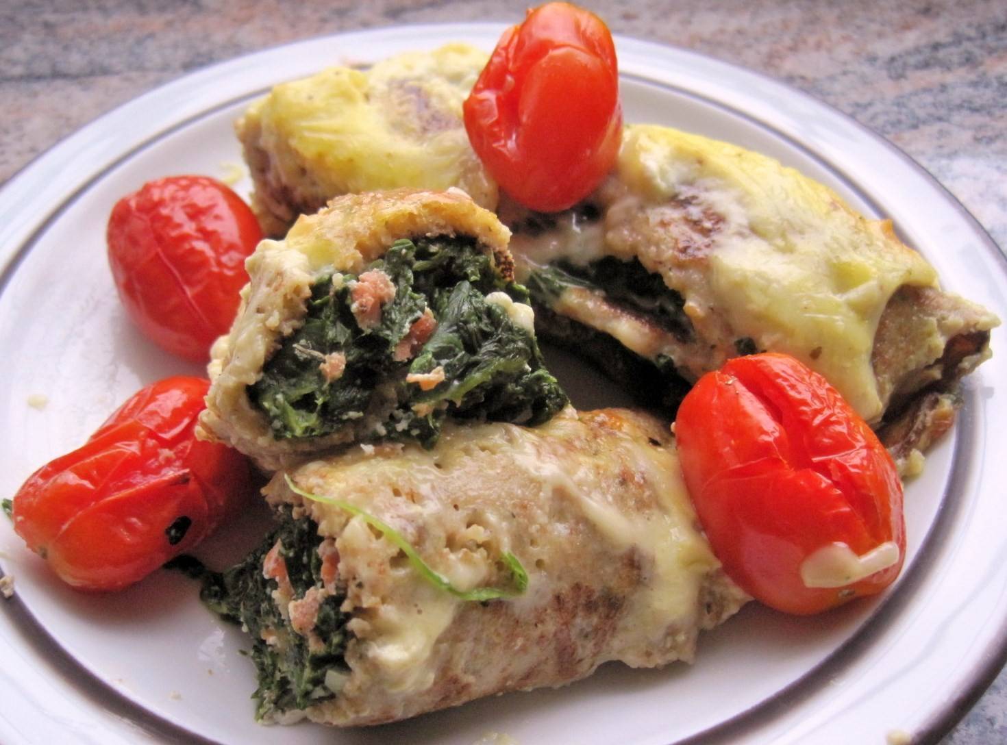 Roastbeef mit Zweierlei Saucen Rezept - ichkoche.de Roastbeef mit Zweierlei Saucen Rezept - ichkoche.de