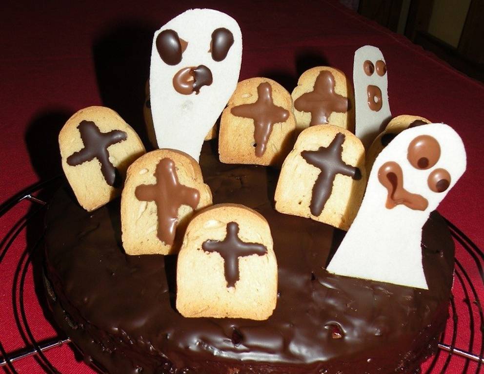 Kürbistorte "Friedhof" Kürbistorte "Friedhof"