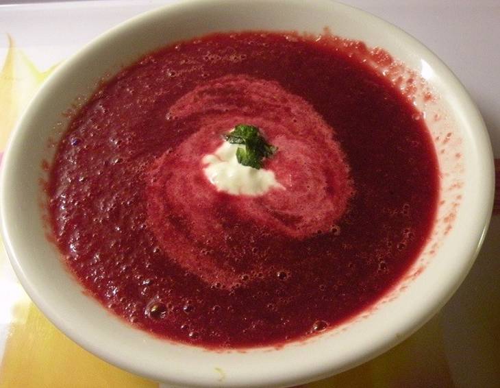 Dicke Rote-Rüben-Blutsuppe