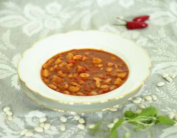 Scharfes Tofu-Bohnen-Gulasch Scharfes Tofu-Bohnen-Gulasch