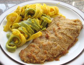 Maronisaibling mit Kürbisgemüse und Bandnudeln Maronisaibling mit Kürbisgemüse und Bandnudeln