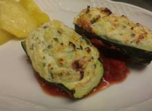 Gefüllte Zucchini mit Ricotta Gefüllte Zucchini mit Ricotta