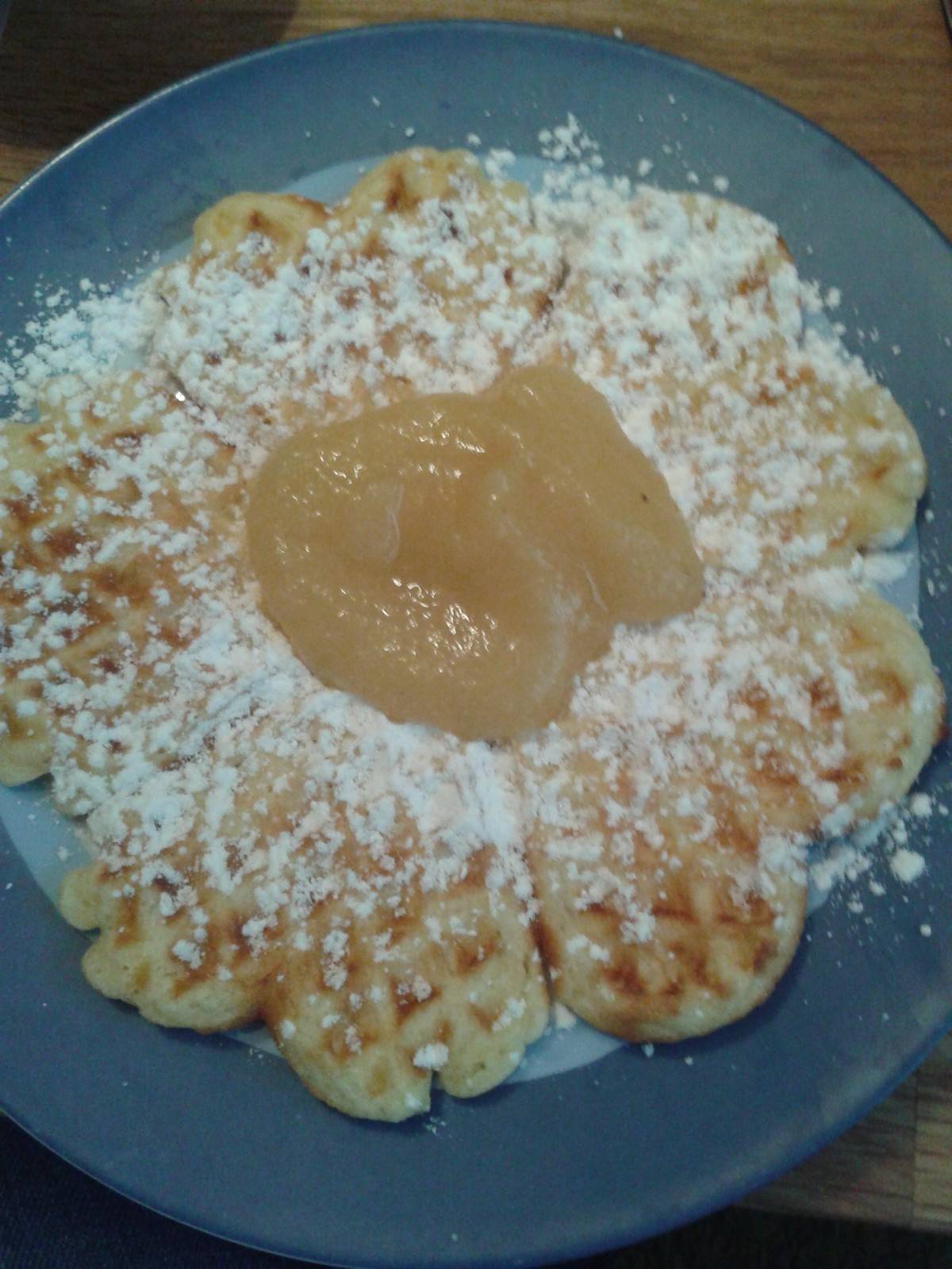 Waffeln mit Apfelmus Rezept - ichkoche.ch Waffeln mit Apfelmus Rezept - ichkoche.ch