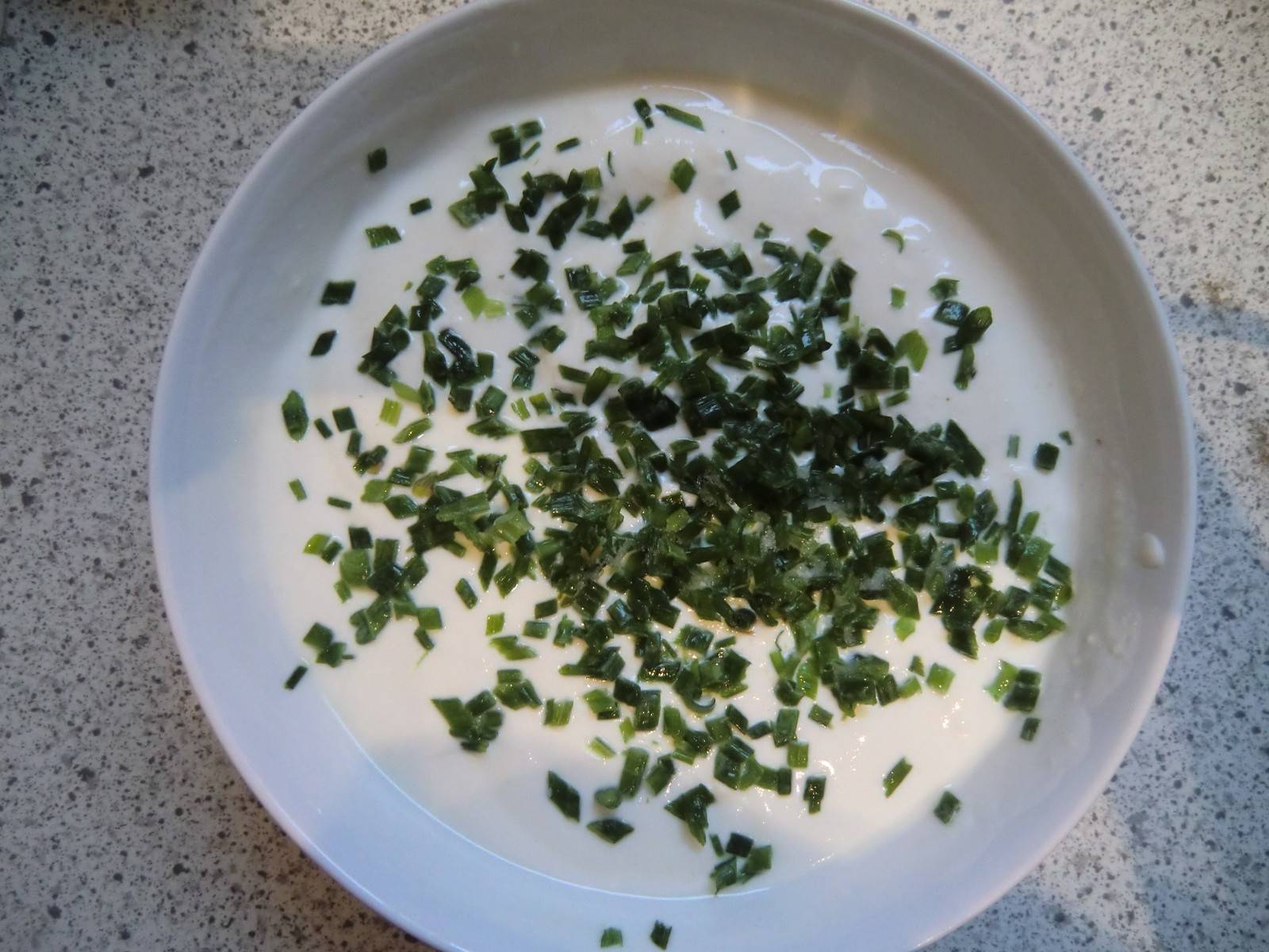 Knoblauch-Schnittlauch-Sauce Rezept - ichkoche.de
