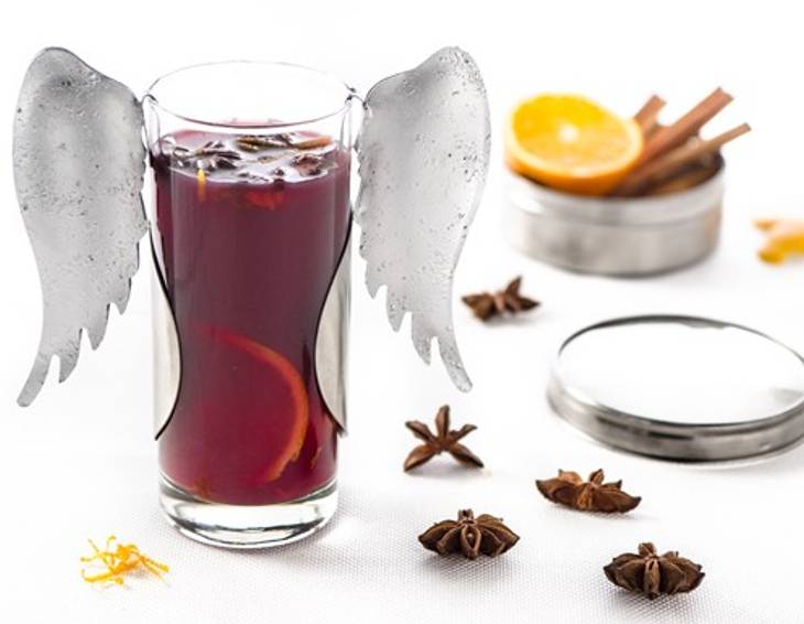 Glühwein mit Chili und Sternanis