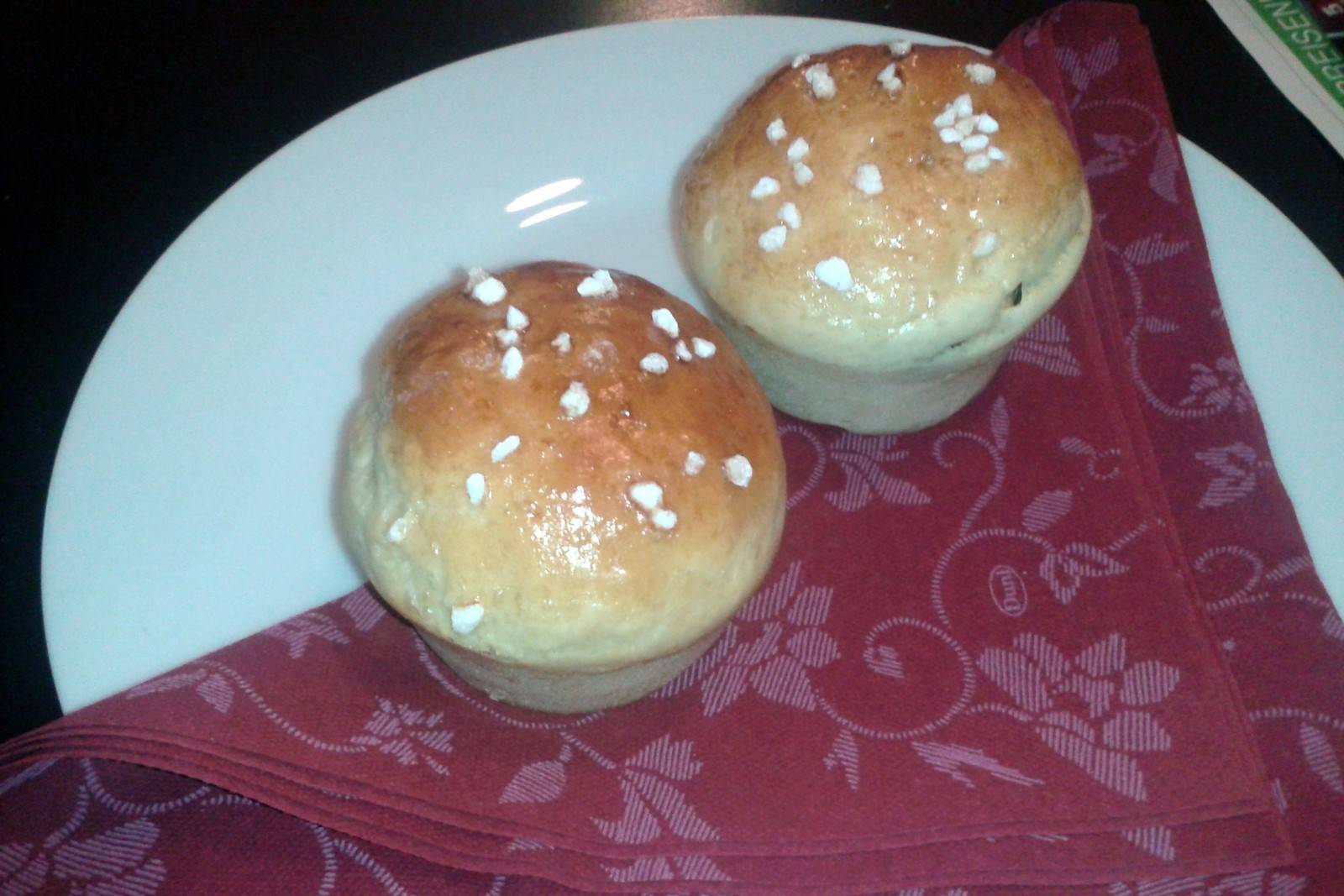 Rosinenbrötchen Rezept - ichkoche.de Rosinenbrötchen Rezept - ichkoche.de