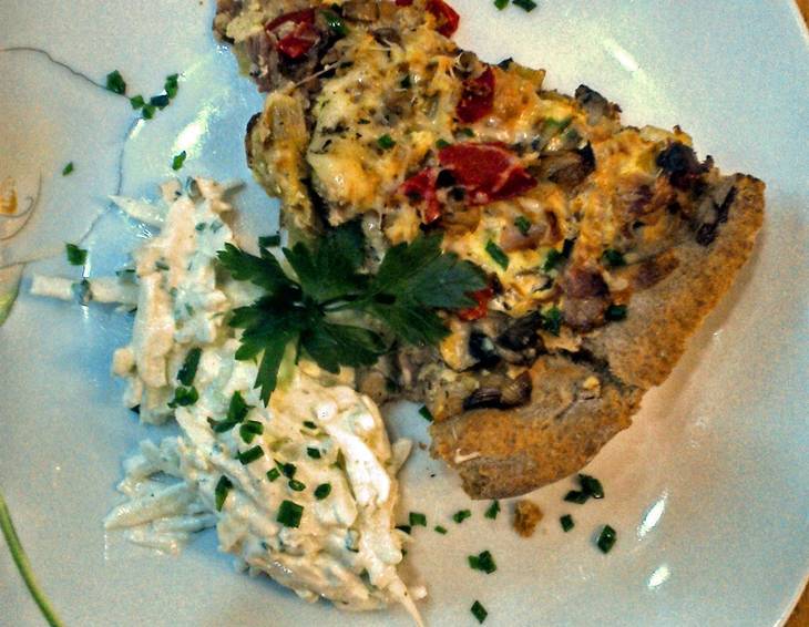 Champignon-Quiche mit Kohlrabisalat Champignon-Quiche mit Kohlrabisalat