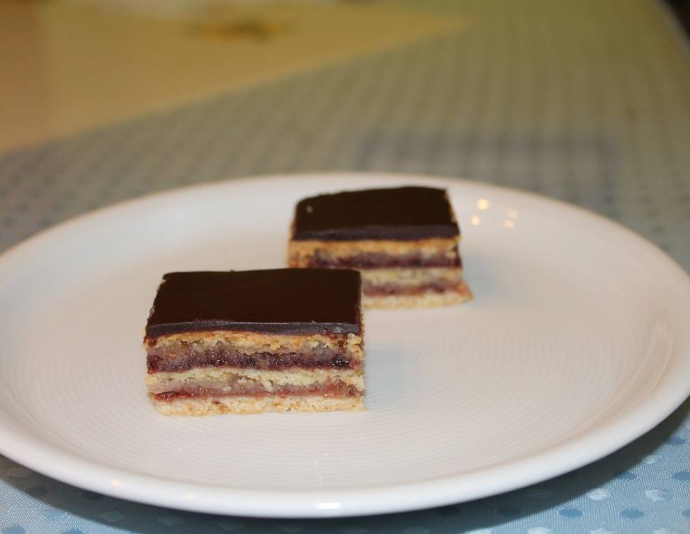 Dominoschnitten Dominoschnitten