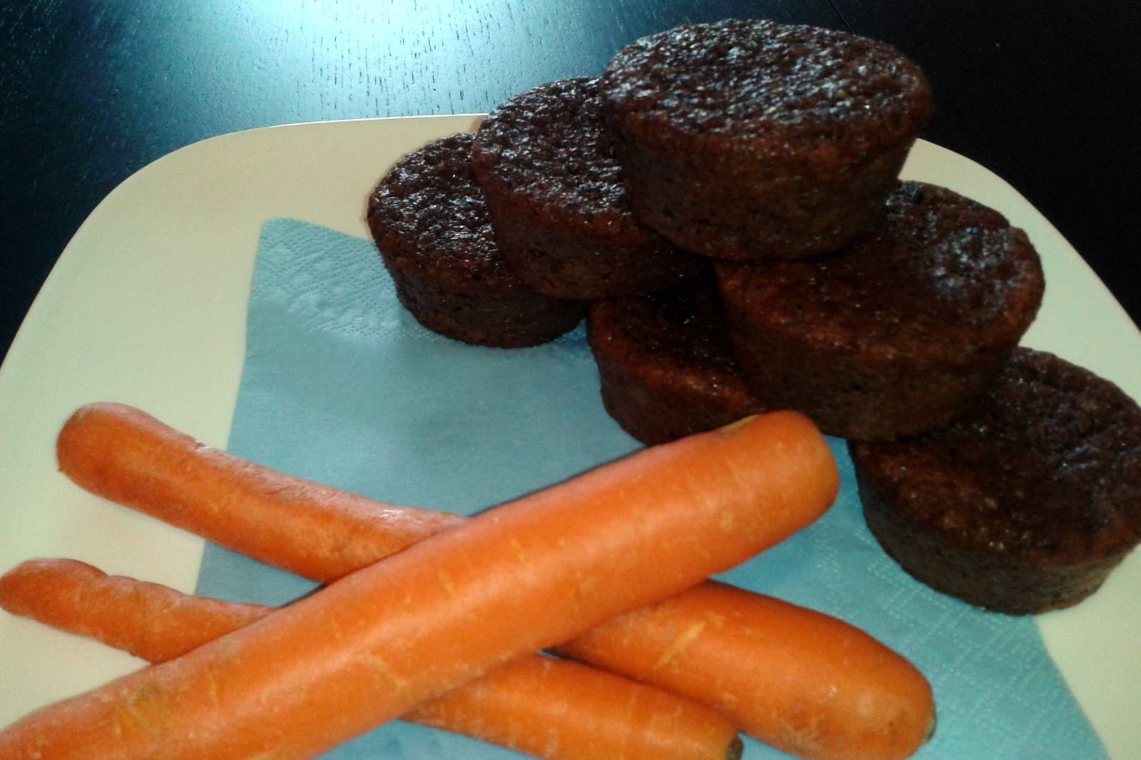 Karotten-Schoko-Nuss-Muffins Rezept - ichkoche.de
