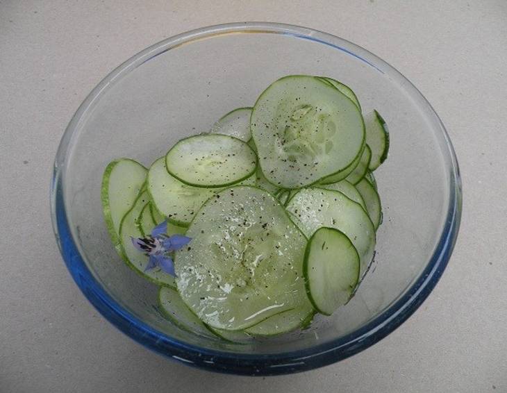 Wiener Gurkensalat Wiener Gurkensalat