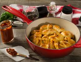 Schritt 11: Nach dem Backen ist die Pizzablume fertig! Schritt 11: Nach dem Backen ist die Pizzablume fertig!