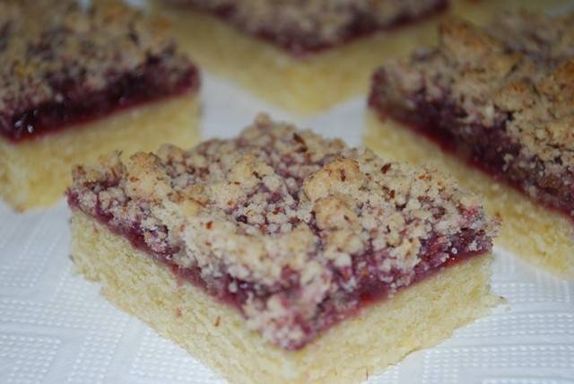 Prasselkuchen mit Traubengelee Rezept