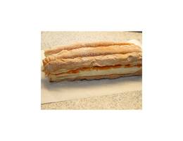 Schritt 12: Den zweiten Teil als Oberteil auflegen und leicht andrücken. Schritt 12: Den zweiten Teil als Oberteil auflegen und leicht andrücken.