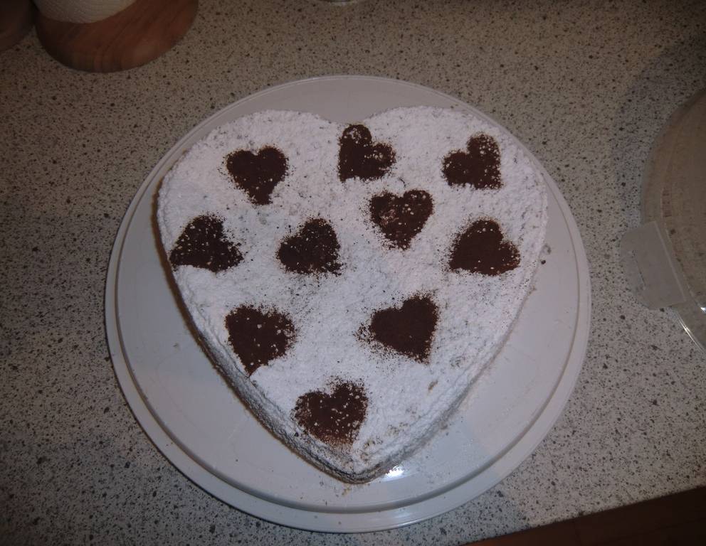Schokoladen-Herz-Torte Schokoladen-Herz-Torte