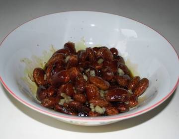 Steirischer Käferbohnensalat Steirischer Käferbohnensalat