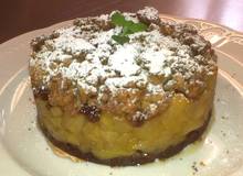 Apfeltörtchen mit Rosinenstreusel Apfeltörtchen mit Rosinenstreusel