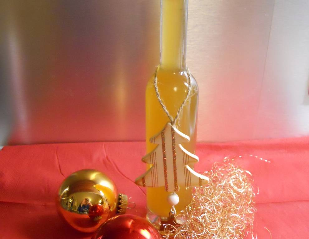 Weihnachtlicher Honiglikör Weihnachtlicher Honiglikör