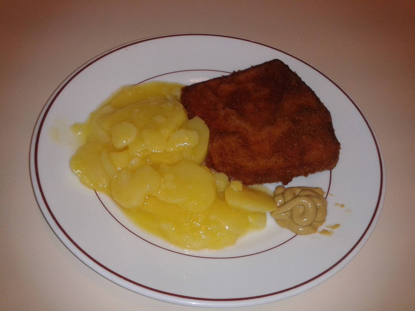 Putenleberkäse mit Kartoffelsalat